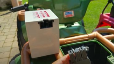 How To Change A Power Wheels Battery